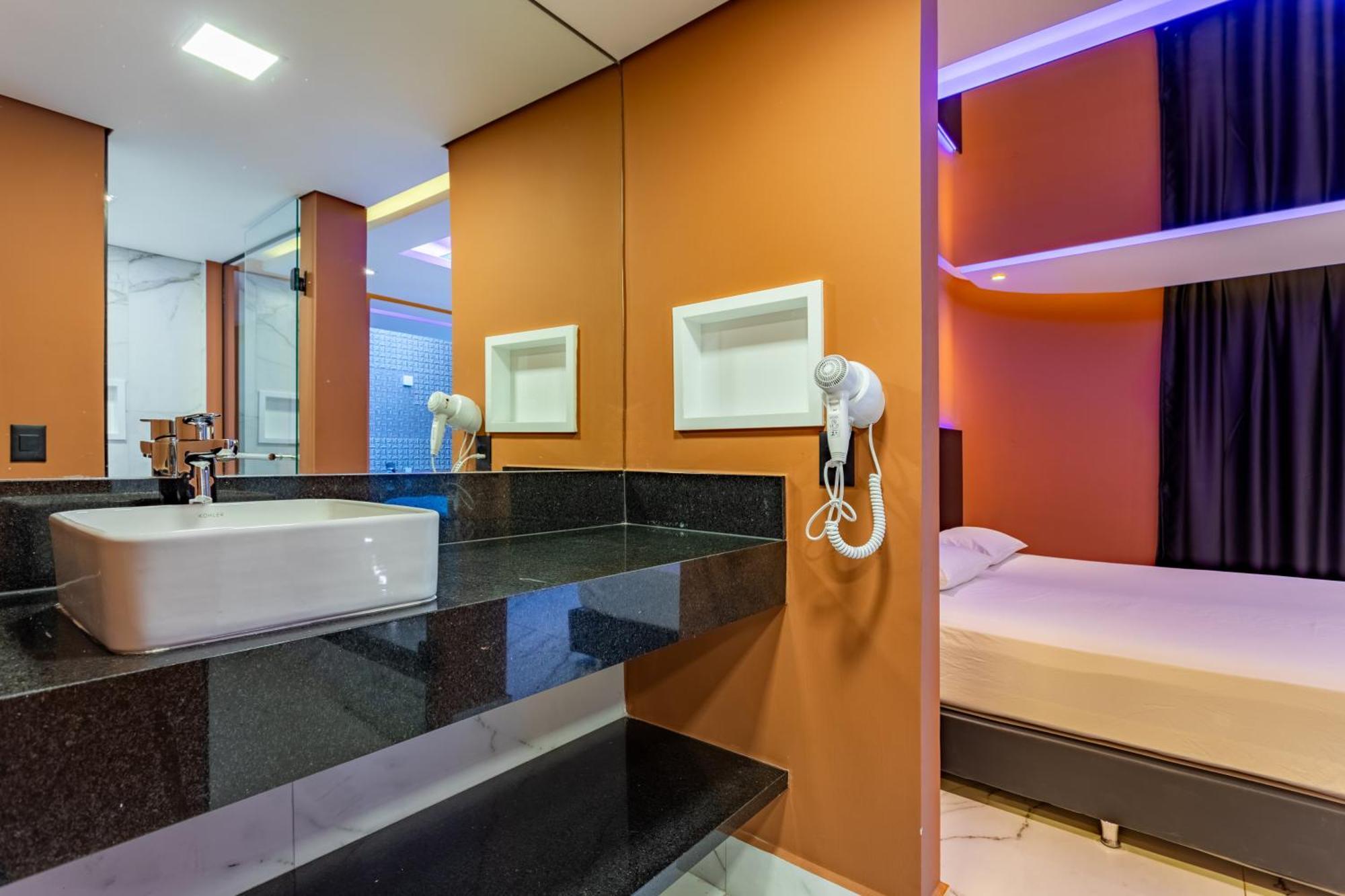 Drops Motel Brasilia Núcleo Bandeirante Εξωτερικό φωτογραφία