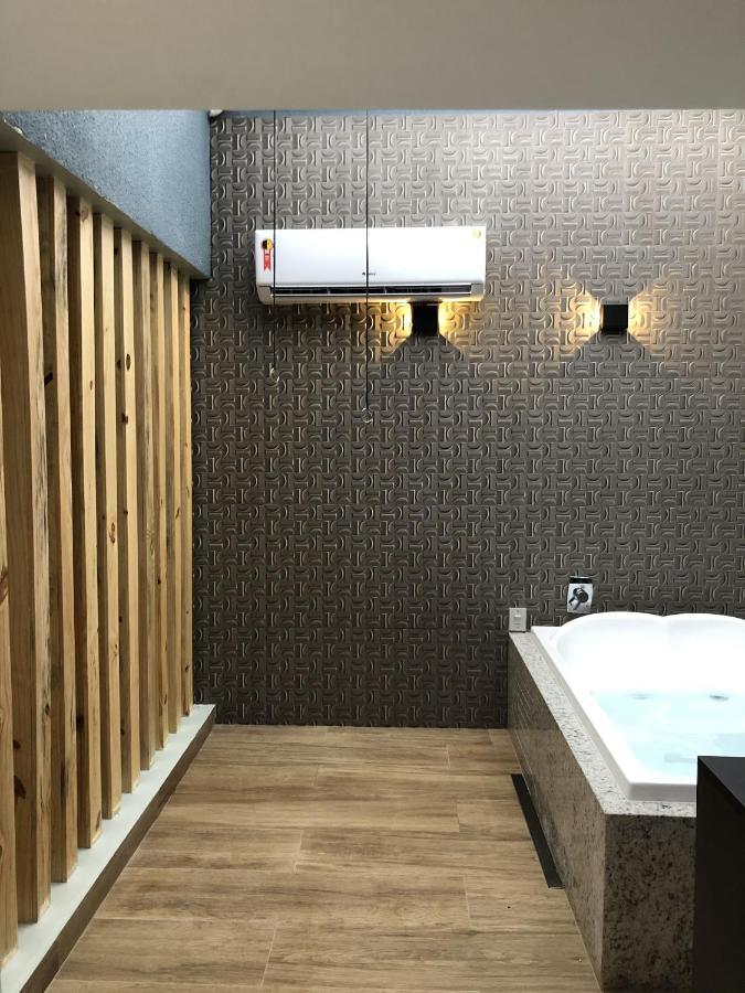 Drops Motel Brasilia Núcleo Bandeirante Εξωτερικό φωτογραφία